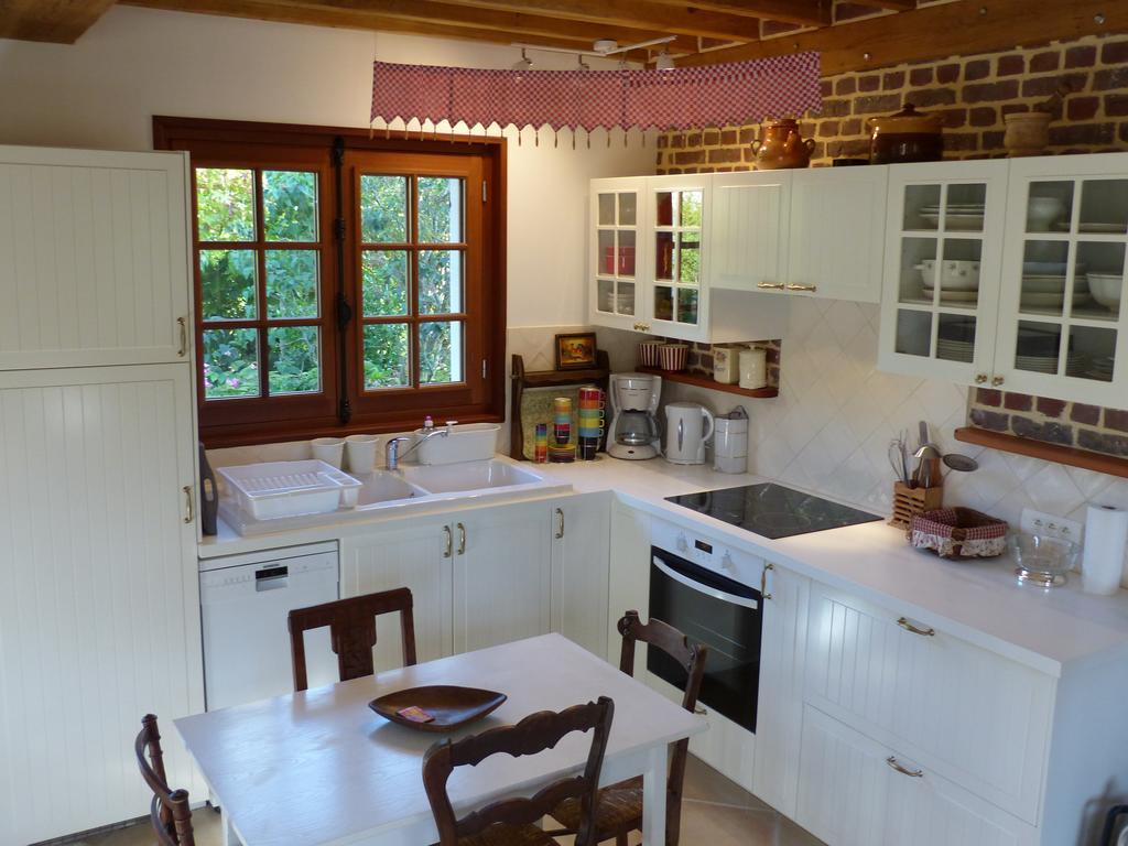 La Flore De Lys, Cottage Ideal Pour 2 Adultes Et 2 Enfants Saint-Jouin-Bruneval Δωμάτιο φωτογραφία
