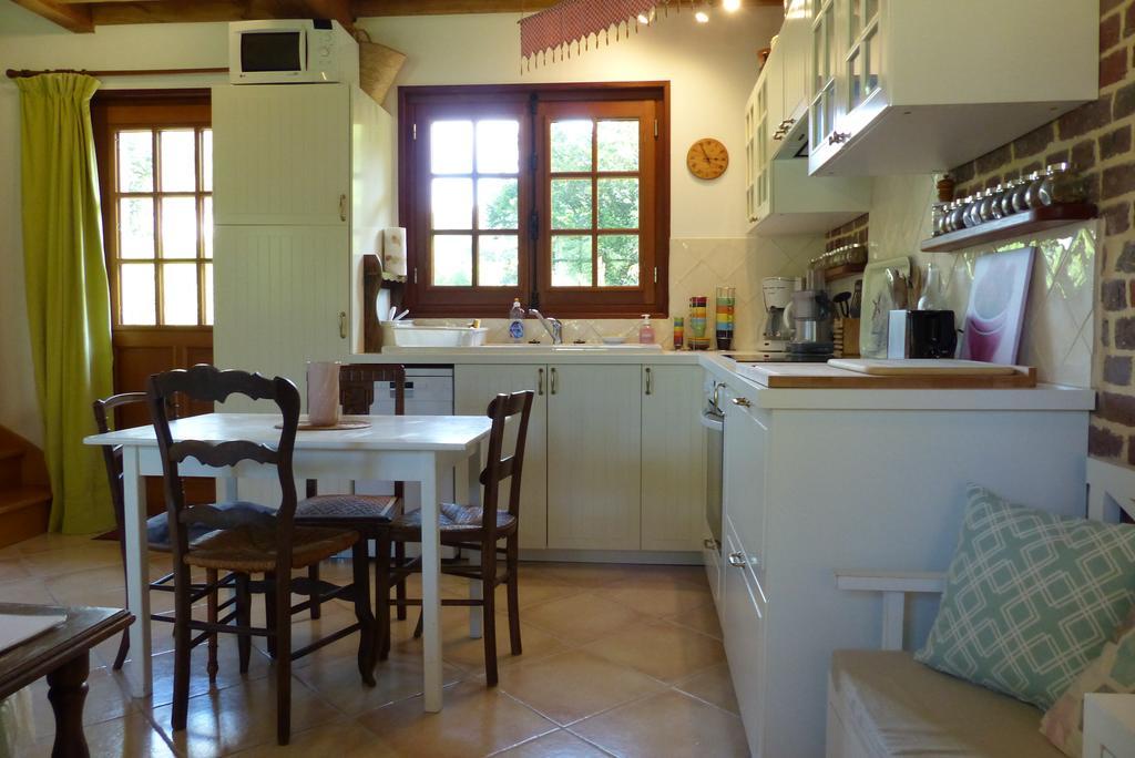 La Flore De Lys, Cottage Ideal Pour 2 Adultes Et 2 Enfants Saint-Jouin-Bruneval Εξωτερικό φωτογραφία