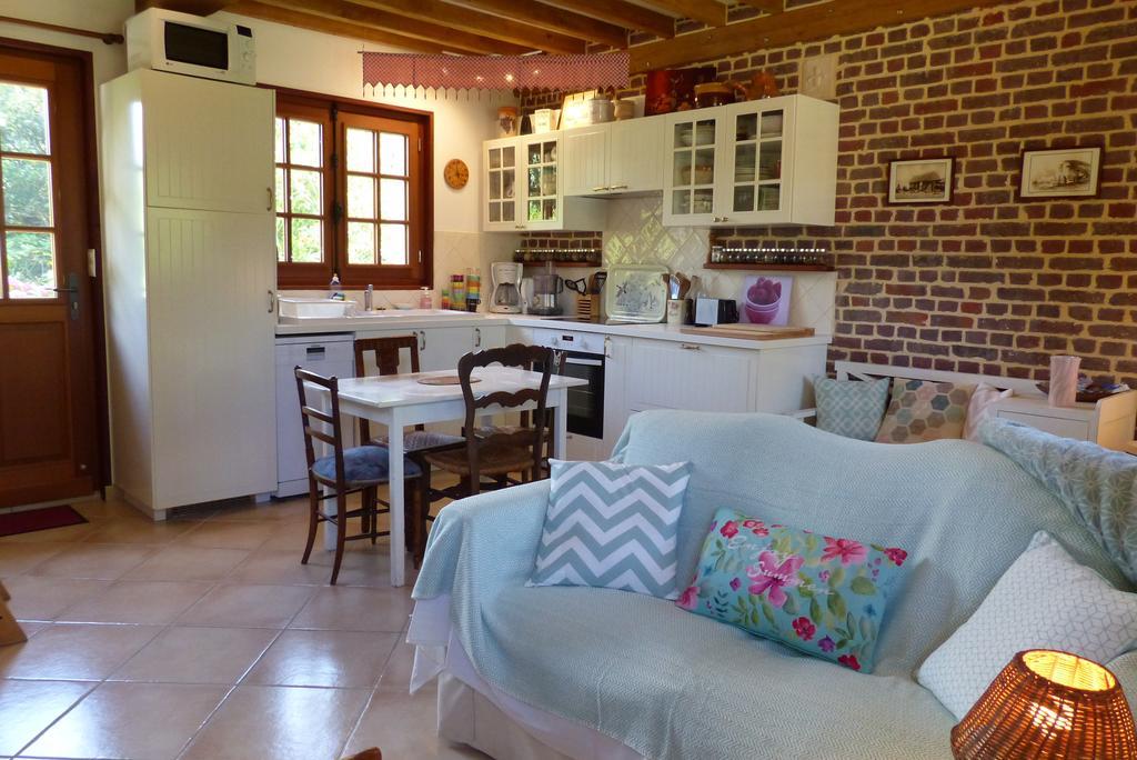 La Flore De Lys, Cottage Ideal Pour 2 Adultes Et 2 Enfants Saint-Jouin-Bruneval Εξωτερικό φωτογραφία